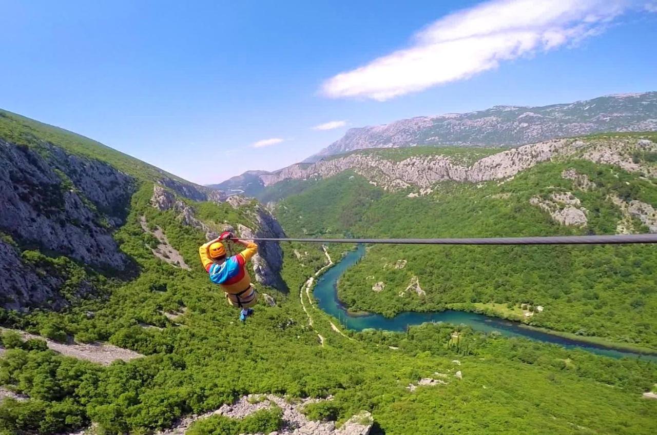 Blue Wonder Apartments Dugi Rat Dış mekan fotoğraf