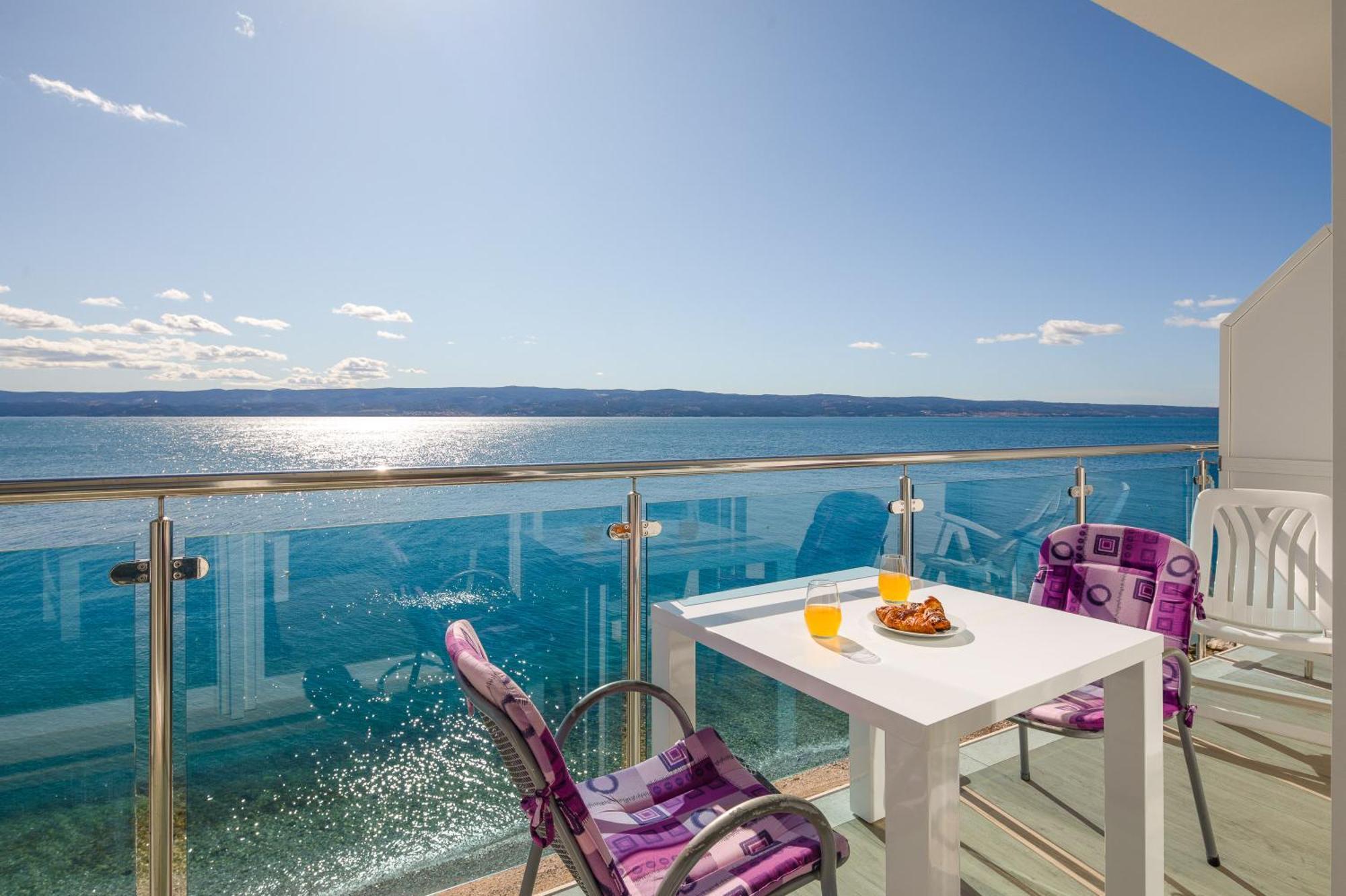 Blue Wonder Apartments Dugi Rat Dış mekan fotoğraf